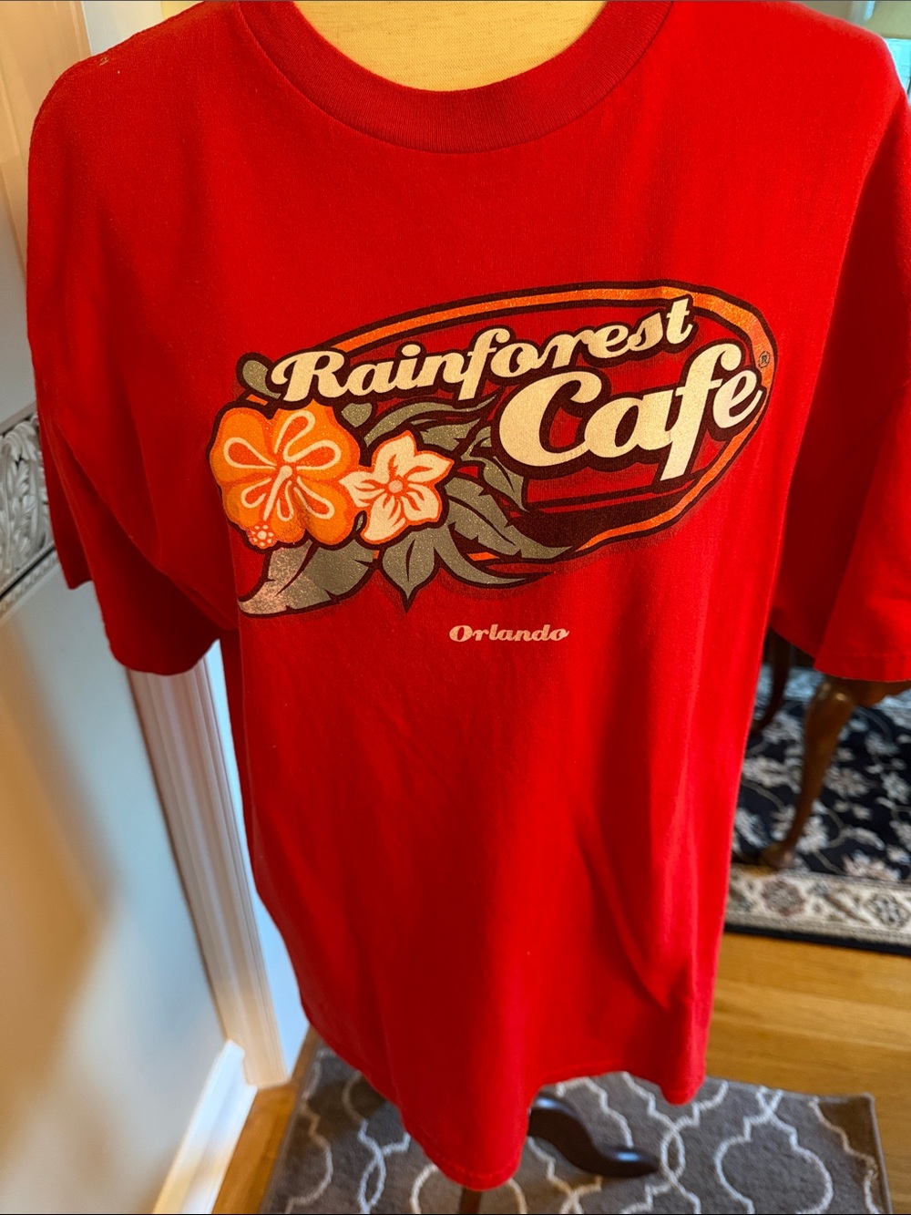 Never worn NEW RAINFOREST Orlando Red Graphic T-Shirt size large